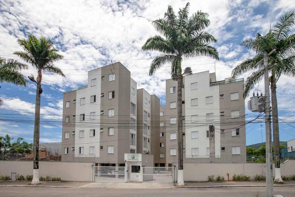 Apartamento Em Ubatuba Proximo A Praia Grande Екстериор снимка